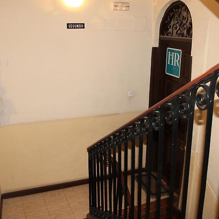 Hostal Xucar Madrid Exterior foto