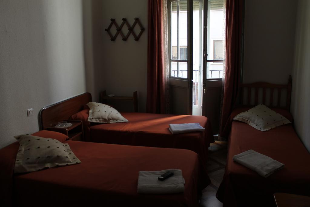Hostal Xucar Madrid Zimmer foto