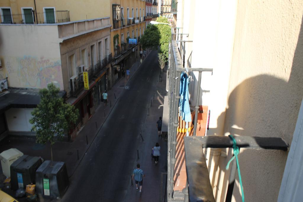 Hostal Xucar Madrid Exterior foto